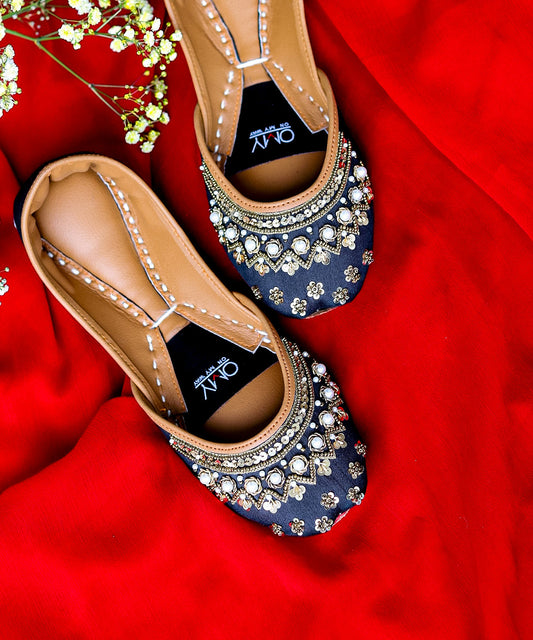 Ragalia black